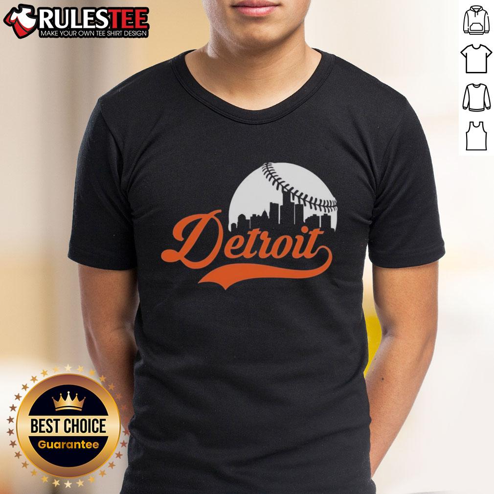 Top Detroit Tigers Baseball Skyline T Shirt Top Detroit Tigers baseball skyline t-shirt featuring iconic city skyline and team logo in vibrant colors.