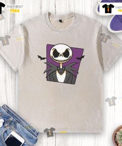Top Kentucky Fried Skellington washed t-shirt featuring a spooky design, perfect for Halloween and casual wear.