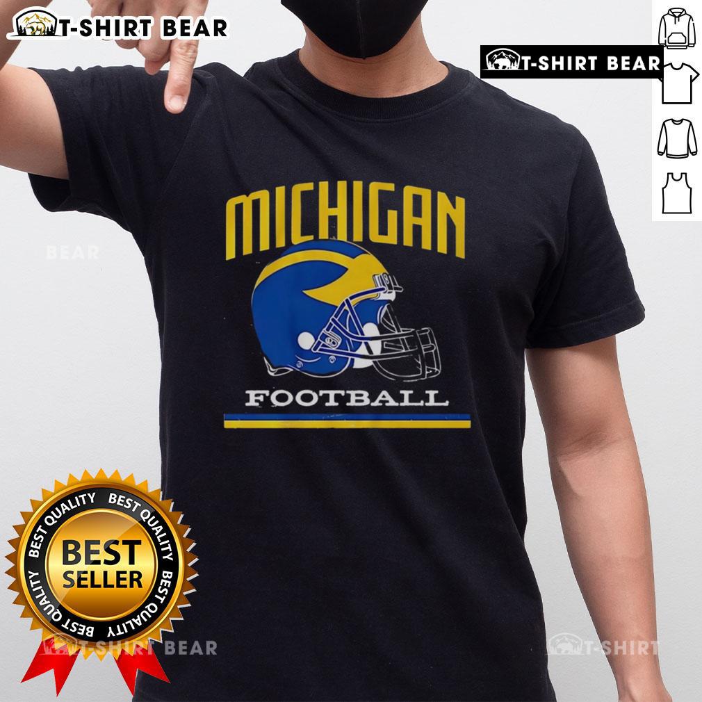 Top Michigan Wolverines Football Helmet Vintage T Shirt Top Michigan Wolverines Football Helmet Vintage T-Shirt