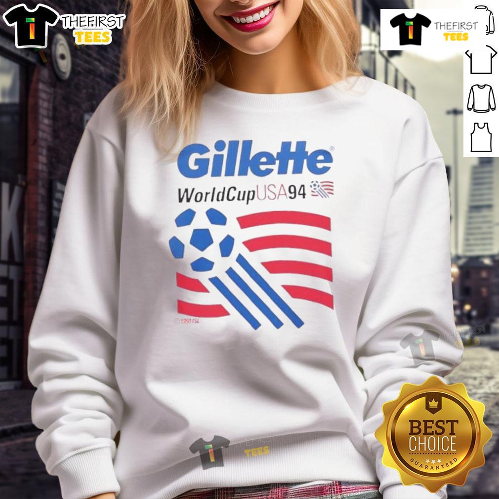 Top Patriots Gillette World Cup Usa 94 Sweatshirt Top Patriots Gillette World Cup USA '94 sweatshirt featuring iconic design and vintage sportswear style.