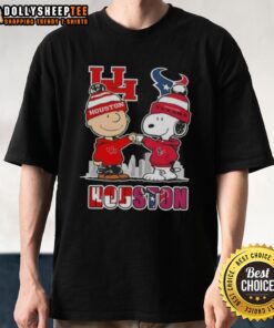 Top Snoopy and Charlie Brown Houston Sports Cougars X Texans skyline t-shirt featuring iconic characters and cityscape design.