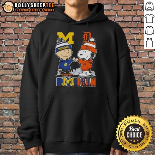 Top Snoopy and Charlie Brown Michigan Sports hoodie featuring Wolverines and Detroit Tigers skyline design.