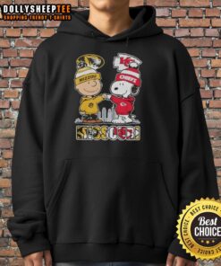 Top Snoopy and Charlie Brown Missouri Tigers x Kansas City Chiefs skyline hoodie featuring vibrant graphics and cozy design.
