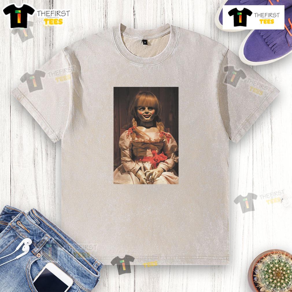 Top The Conjuring Last Rites Annabelle Washed T Shirt Top The Conjuring Last Rites Annabelle washed t-shirt featuring a vintage design and horror movie theme, perfect for fans.