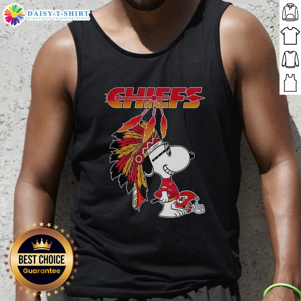 Cute Snoopy War Bonnets X Kansas City Chiefs Football Helmet Tank Top Alt Text: Cute Snoopy in war bonnets on a Kansas City Chiefs football helmet tank top, perfect for game day style.