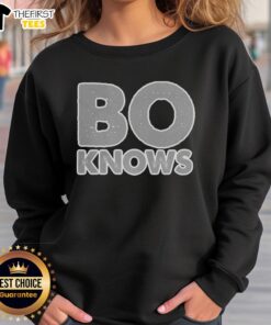 Awesome Bo Jackson BO Knows retro sweatshirt showcasing vintage sports style and iconic athlete design.