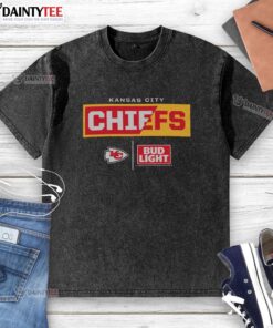 Awesome Bud Light Kansas City Chiefs team washed t-shirt featuring bold logo and comfortable fit for fans.