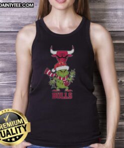 Alt Text: Chicago Bulls Christmas Grinch Santa Hat holiday tank top for 2025, featuring festive colors and team logo.