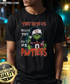 Awesome Grinch football t-shirt featuring Carolina Panthers and Chicago Bears, perfect for fans celebrating rivalry.