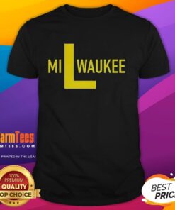 Awesome Milwaukee Brewers L Logo T-Shirt featuring bold team colors and stylish design, perfect for any fan.