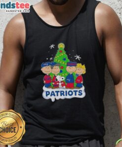 Awesome Peanuts characters Christmas tank top featuring New England Patriots design, perfect for festive holiday gatherings.