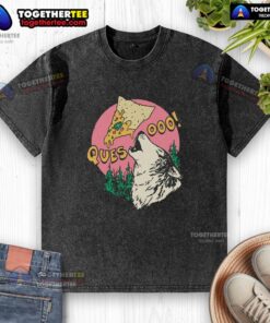 Awesome Queso Lupus Wolf Pizza Washed T-Shirt featuring a vibrant wolf design and playful pizza graphics.