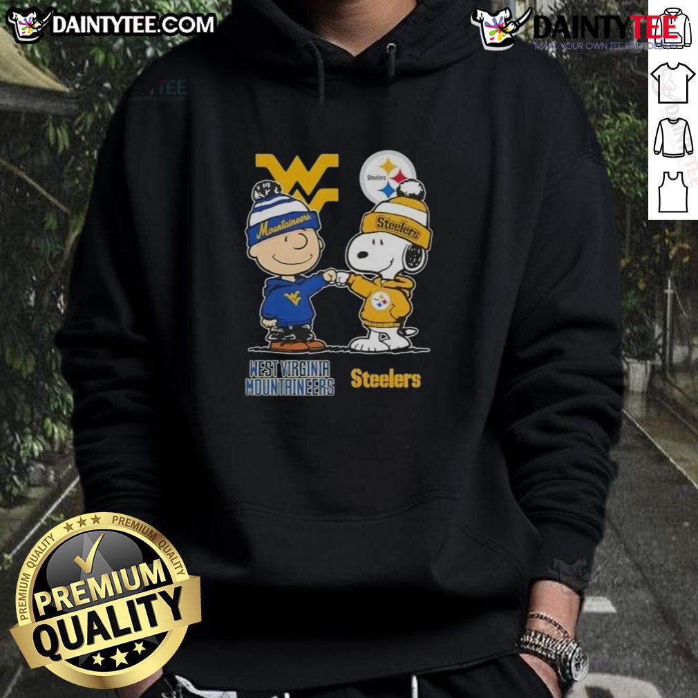 awesome-snoopy-and-charlie-brown-west-virginia-mountaineers-x-pittsburgh-steelers-hoodie Awesome Snoopy And Charlie Brown West Virginia Mountaineers X Pittsburgh Steelers T-Shirt - Image 2