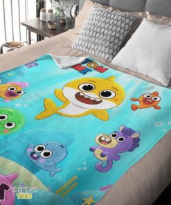 Cute Baby Shark & Friends Poster Rainbow Text Blanket Fleece Customized Blanket - Image 3