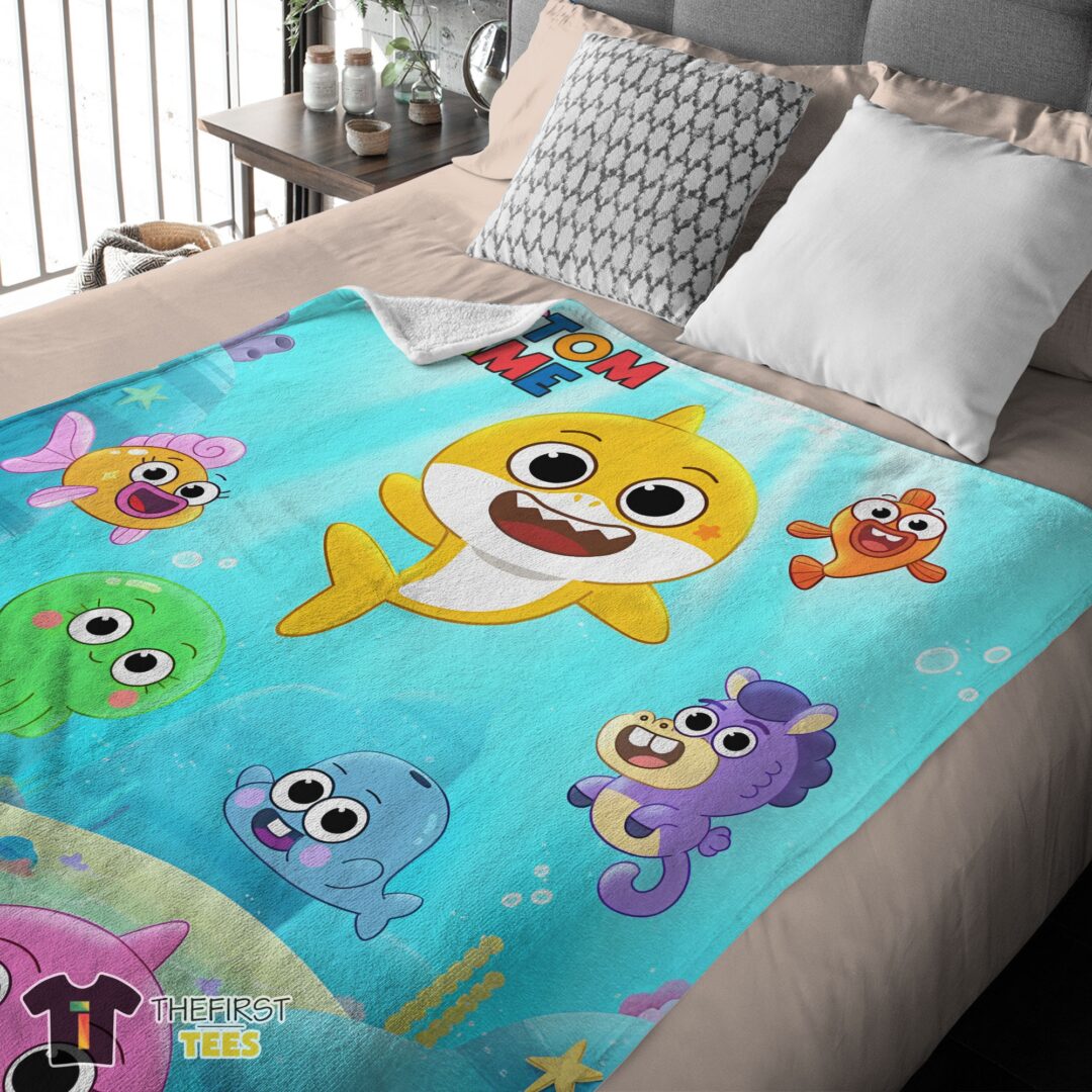 cute-baby-shark-friends-poster-rainbow-text-blanket-fleece-customized-blanket-mk-03 Cute Baby Shark & Friends Poster Rainbow Text Blanket Fleece Customized Blanket - Image 3