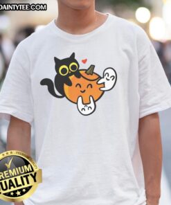 Adorable Cute Cat with pumpkins and ghosts on a T-Shirt, perfect for Halloween lovers and cat enthusiasts.