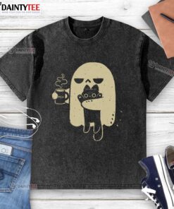 Cute ghost holding a cat on a washed t-shirt, perfect for Halloween and cozy casual wear.