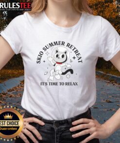 Cute Skio Summer Retreat tee for ladies, perfect for relaxation and casual summer outings. Stylish and comfortable design.