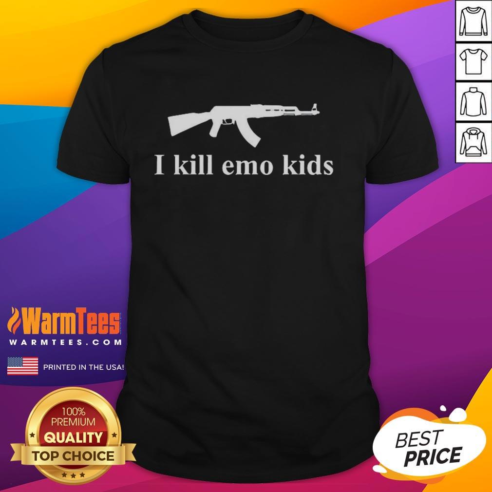 funny-gun-i-kill-emo-kids-t-shirt-1 Funny Gun I Kill Emo Kids T-Shirt design featuring bold text and playful graphics for a humorous twist on fashion.