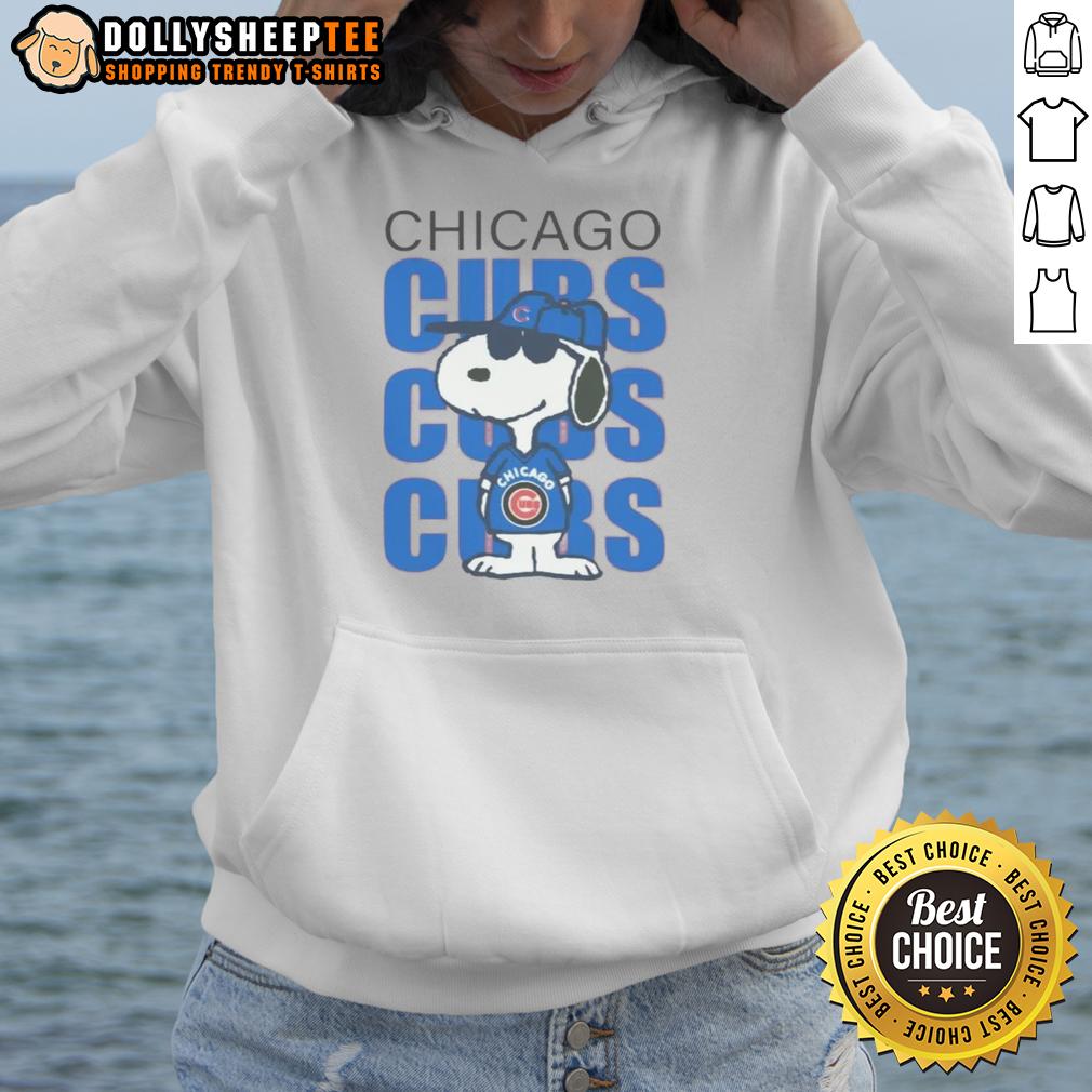 Good Carousell Chicago Cubs Snoopy Hoodie Good Carousell Chicago Cubs Snoopy hoodie featuring Snoopy in Cubs gear, perfect for fans and cozy wear.
