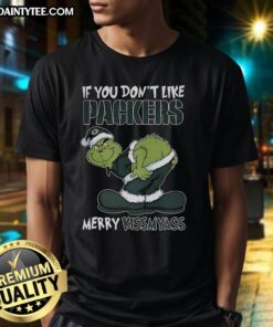 Good Grinch X Green Bay Packers Christmas T-Shirt 2025: Fun design for Packers fans who embrace holiday humor.