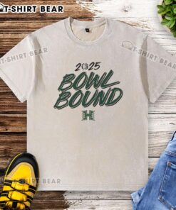 Good Hawaii Rainbow Warriors Bowl Bound 2025 washed t-shirt featuring vibrant team colors and bold graphics.