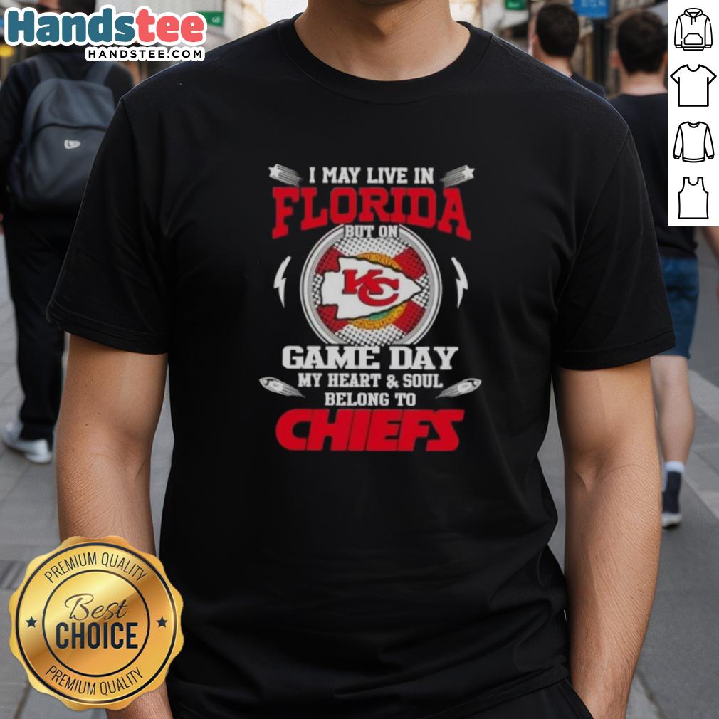 good-i-may-live-in-florida-but-on-game-day-my-heart-and-soul-belongs-to-kansas-city-chiefs-t-shirt-1 Game Day Kansas City Chiefs T-Shirt for fans living in Florida, showing team spirit and pride for the Chiefs.