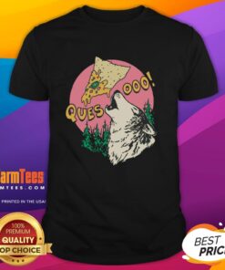 Good Queso Lupus Wolf Pizza T-Shirt featuring a fun wolf graphic and pizza design, perfect for pizza lovers and wolf enthusiasts.