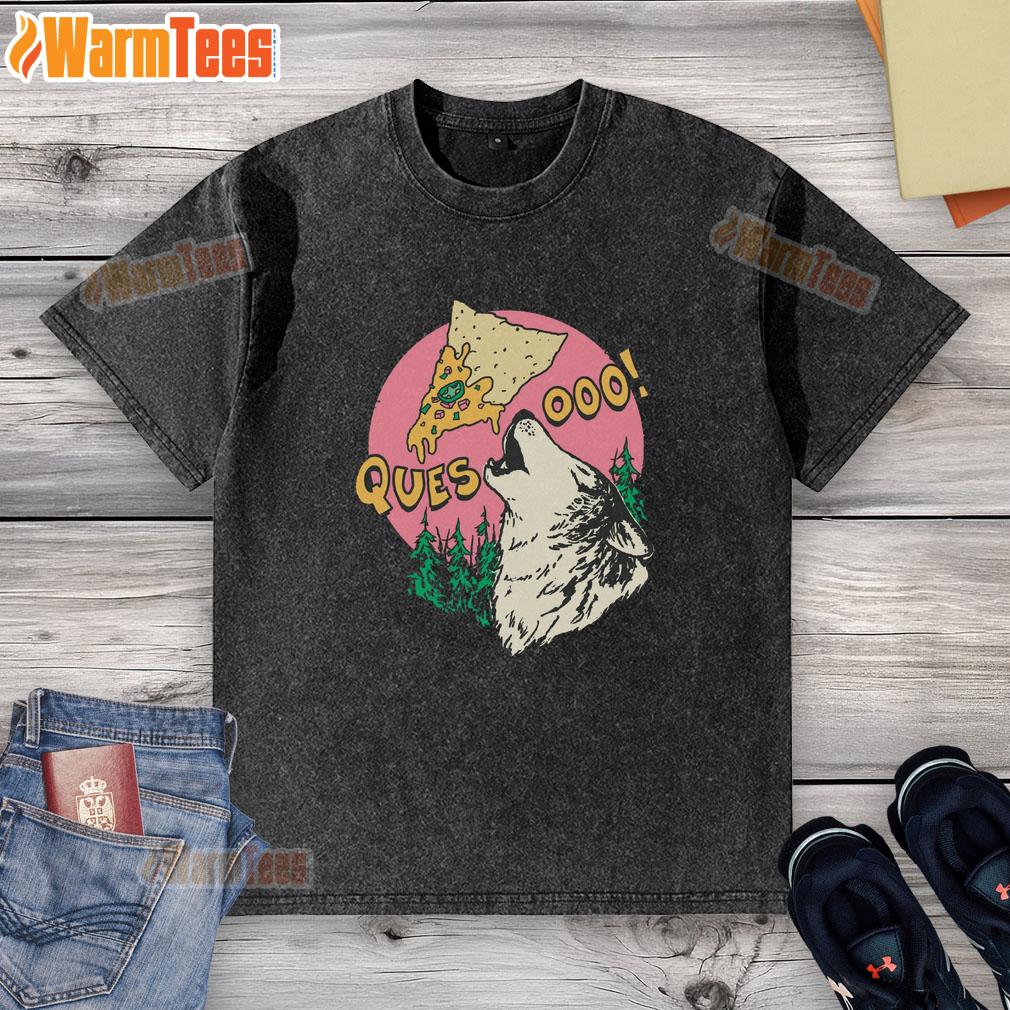 good-queso-lupus-wolf-pizza-washed-t-shirt Good Queso Lupus Wolf Pizza washed t-shirt featuring a vibrant wolf graphic and playful pizza design, perfect for casual wear.