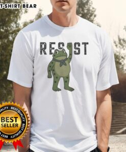 Good Resist Portland Frog T-Shirt featuring a vibrant frog design, perfect for eco-conscious fashion enthusiasts.