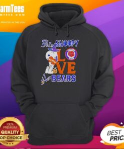 Alt Text: Snoopy wearing a Chicago Bears hoodie, showcasing love for the team in a fun and stylish design.