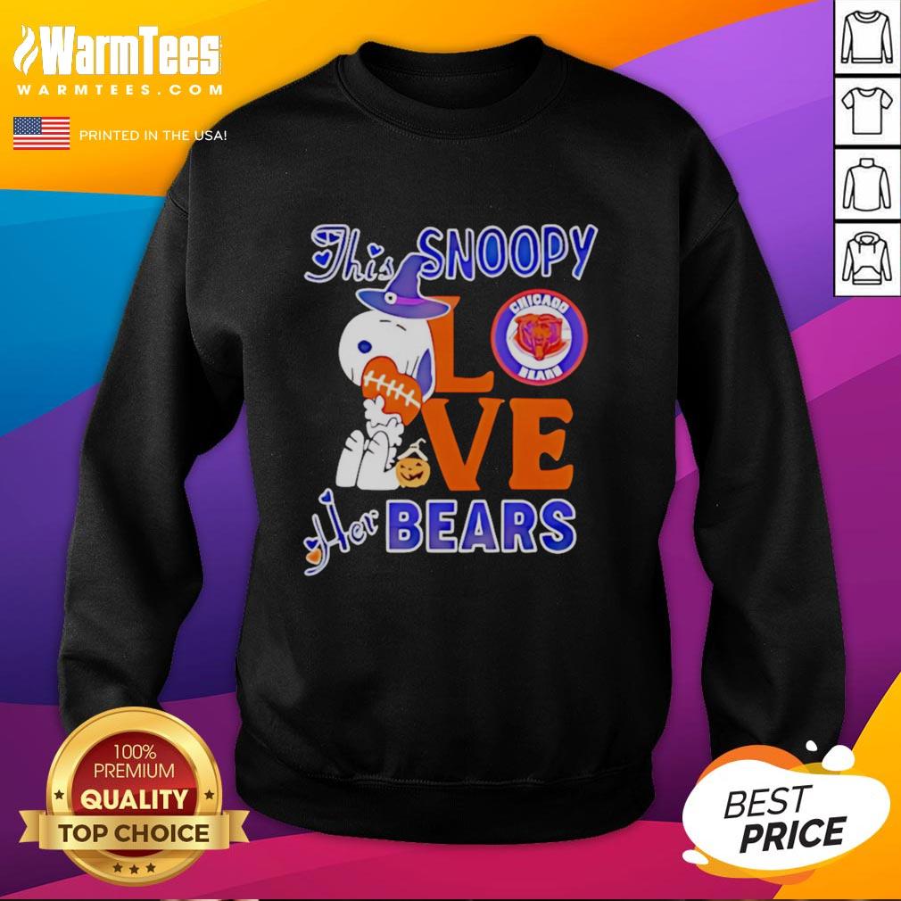 good-this-snoopy-love-her-chicago-bears-sweatshirt Good This Snoopy Love Her Chicago Bears Sweatshirt featuring Snoopy in a Bears hoodie, perfect for fans.