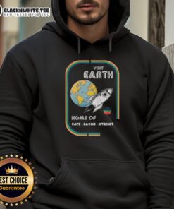 Retro space hoodie featuring cats and bacon with 'Good Visit Earth' design, perfect for internet and cat lovers.