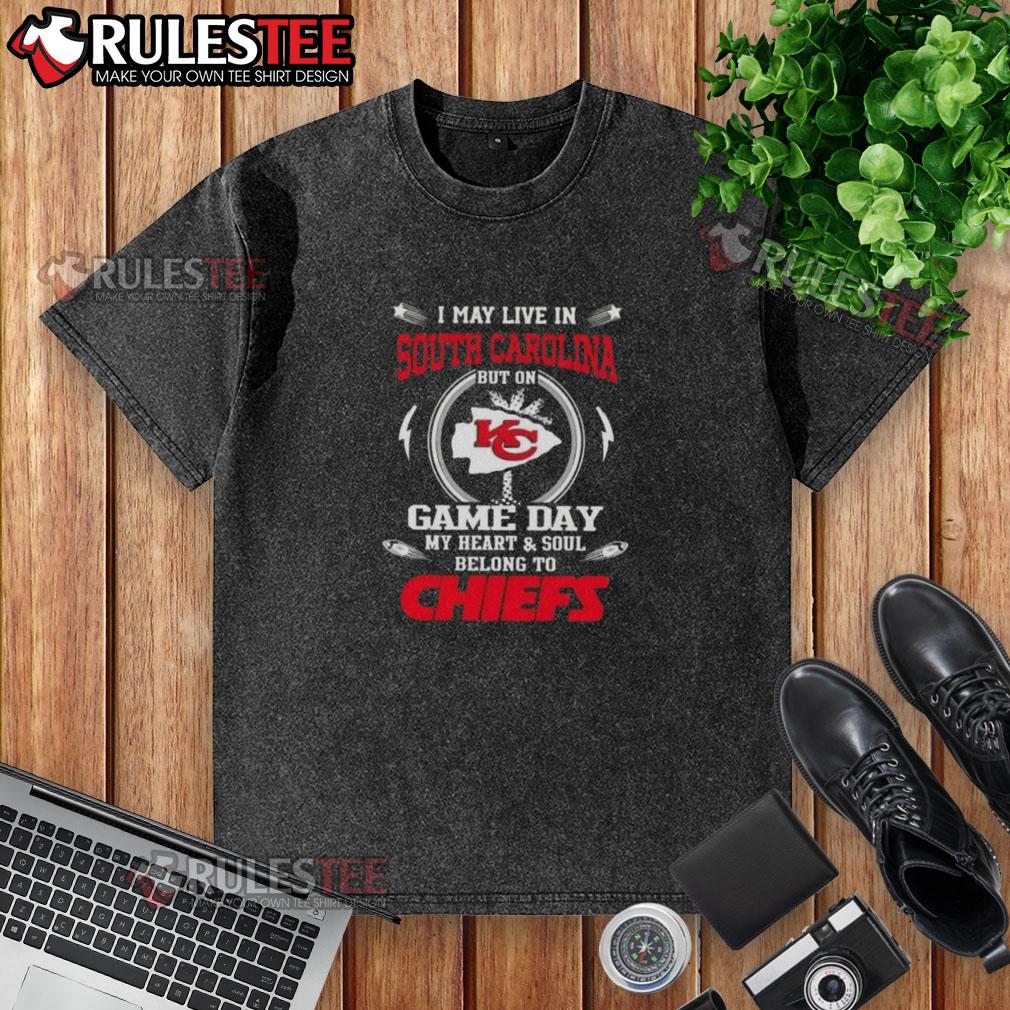 happy-i-may-live-in-south-carolina-but-on-game-day-my-heart-and-soul-belongs-to-kansas-city-chiefs-washed-t-shirt Alt Text: Kansas City Chiefs washed t-shirt expressing love for the team, perfect for game day in South Carolina.