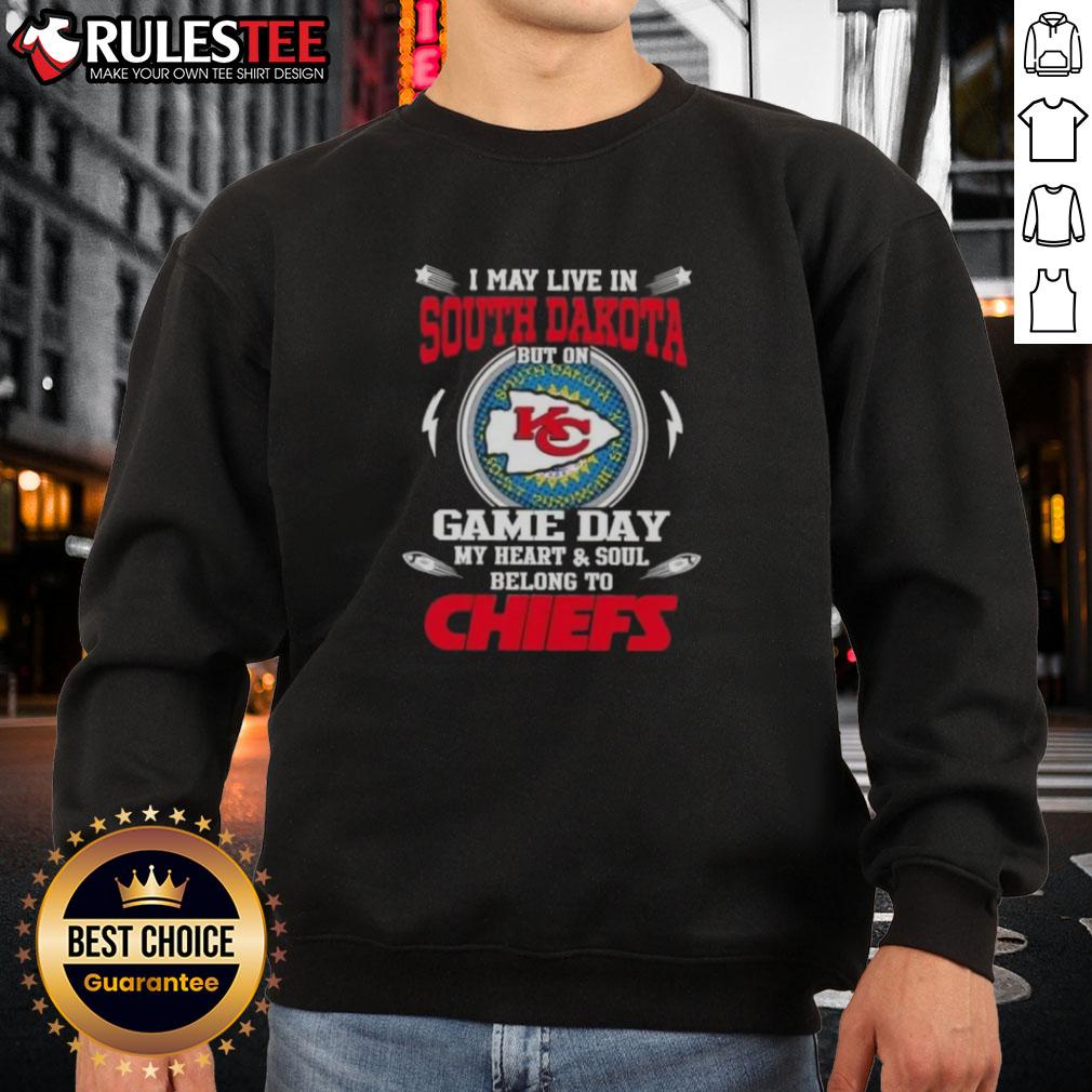 happy-i-may-live-in-south-dakota-but-on-game-day-my-heart-and-soul-belongs-to-kansas-city-chiefs-sweatshirt Cozy sweatshirt with 'Happy I May Live in South Dakota, But My Heart Belongs to Kansas City Chiefs' design, perfect for game day.