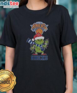 Happy New York Knicks Christmas Grinch Santa Hat holiday 2025 ladies tee, perfect for festive basketball fans.