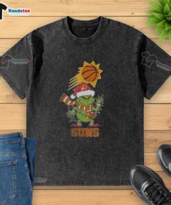 Happy Phoenix Suns Christmas Grinch Santa Hat Holiday 2025 washed t-shirt featuring festive design and team logo.