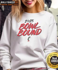 Hot Cincinnati Bearcats Bowl Bound 2025 sweatshirt featuring team colors and logo, perfect for fans.