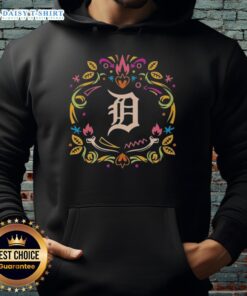 Alt Text: Hot Detroit Tigers Dia de los Muertos MLB celebration hoodie featuring vibrant designs and team logo.