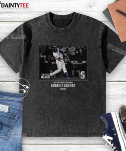 Hot Eugenio Suarez Seattle Mariners NLCS 2025 MLB Postseason Moment washed t-shirt showcasing team spirit and style.