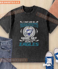 Philadelphia Eagles washed t-shirt, perfect for game day, showcasing team pride despite living in Massachusetts.