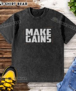 Hot Make Gains Gym washed t-shirt in soft fabric, perfect for workouts and fitness enthusiasts.