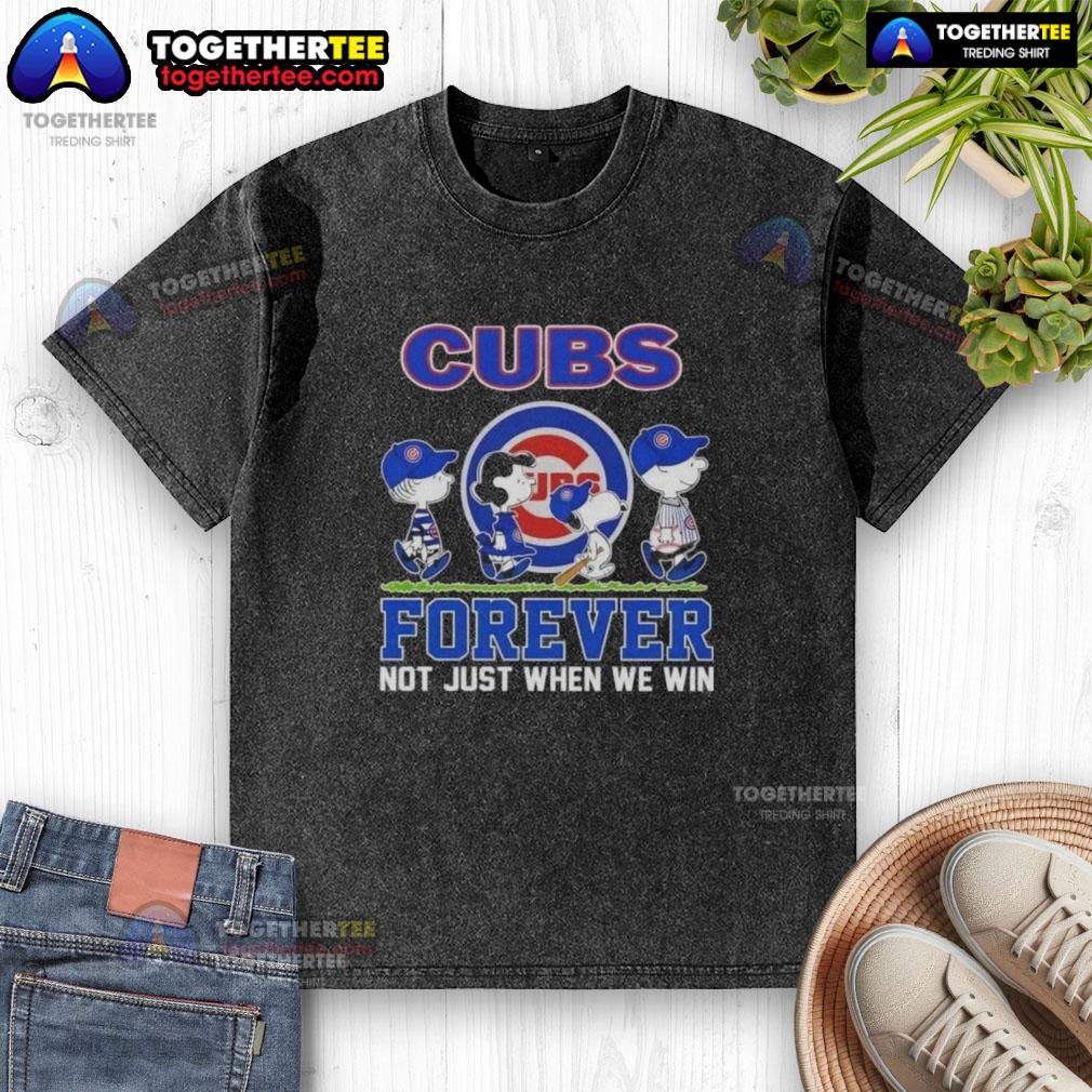 Hot Peanuts Snoopy And Friends X Chicago Cubs Forever Not Just When We Win Washed T-Shirt Hot Peanuts Snoopy and Friends X Chicago Cubs Forever T-Shirt in vintage style, celebrating team spirit and loyalty.