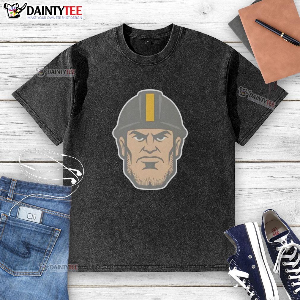 hot-pittsburgh-steelers-steel-head-adult-logo-washed-t-shirt Alt Text: Hot Pittsburgh Steelers Steel Head Adult Logo Washed T-Shirt featuring a vintage design and vibrant team colors.