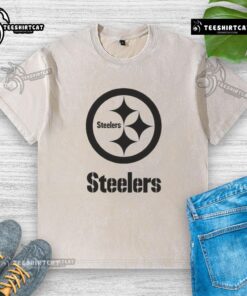 Alt Text: Comfortable 2025 washed t-shirt featuring the Pittsburgh Steelers football takeaways logo, perfect for fans.