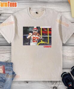 Travis Kelce Kansas City Chiefs Football Heart Signature Washed T-Shirt in vibrant colors, perfect for fans and casual wear.