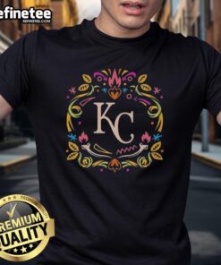 Official Kansas City Royals Da De Los Muertos MLB Celebration T-Shirt featuring vibrant colors and festive design.
