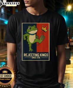 Official Rejecting Kings Since 1776 Portland Frog T-Shirt featuring a playful frog design and bold text.