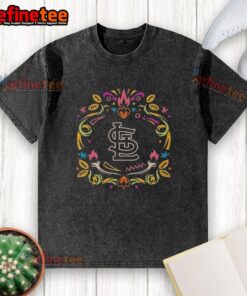 Alt Text: Official St. Louis Cardinals Dia de los Muertos MLB celebration washed t-shirt featuring vibrant design and team logo.