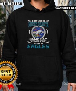 Alt Text: Philadelphia Eagles hoodie showcasing pride, perfect for fans who live in North Dakota on game day.